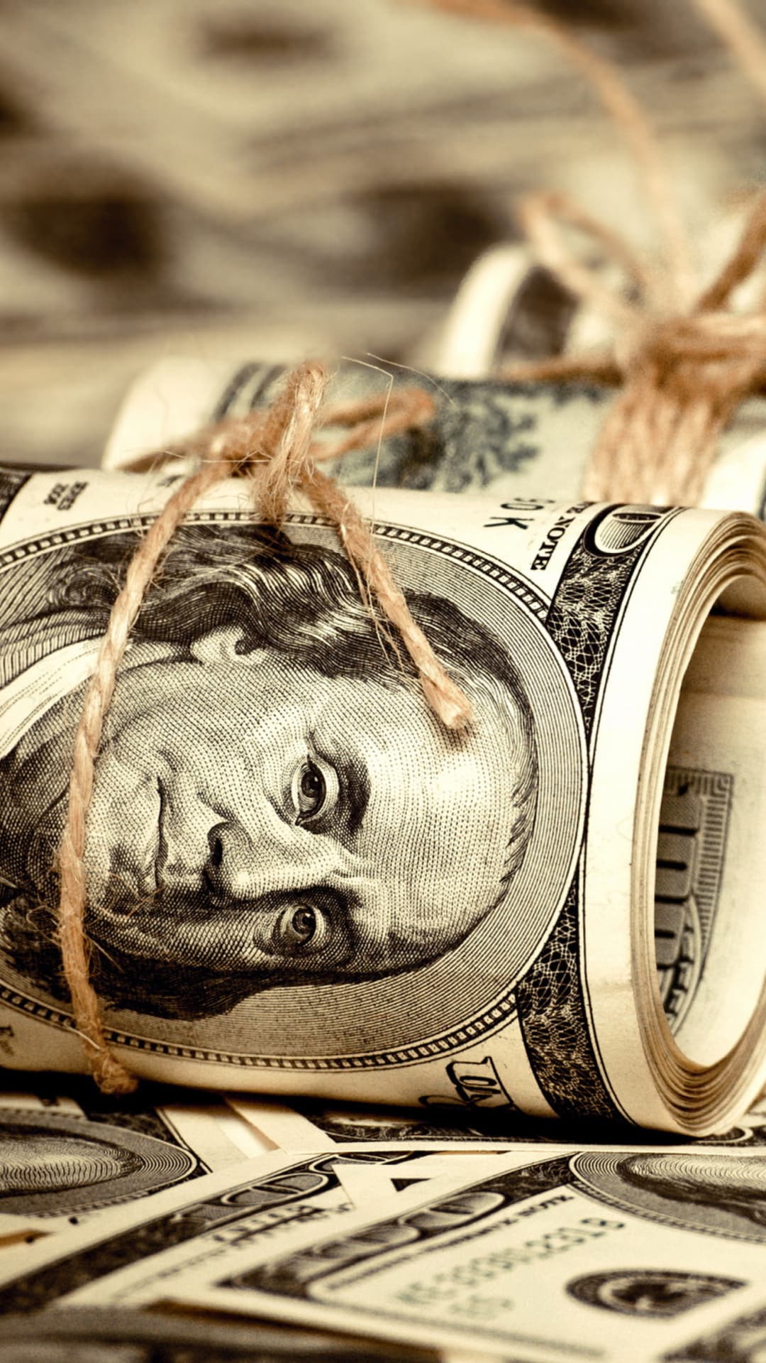 Dolların sabaha olan rəsmi məzənnəsi açıqlanıb