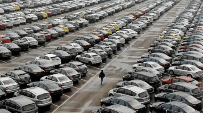 Bakıda köhnə binalar sökülüb parklanma yerləri salınacaq