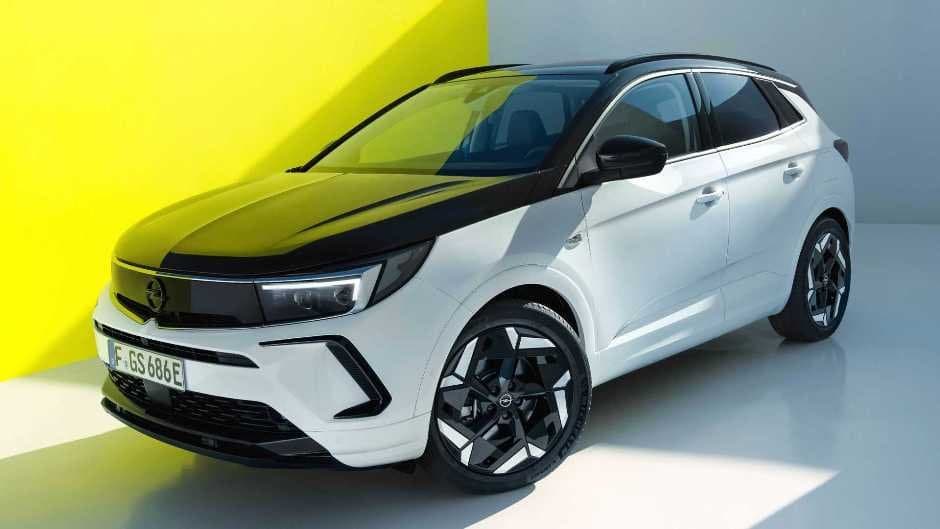 GSe indeksini daşıyan ikinci Opel modeli debüt edib