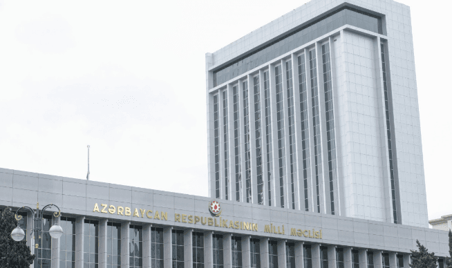 Milli Məclisin noyabrın 5-də keçiriləcək iclasının gündəliyinə dəyişiklik edilib