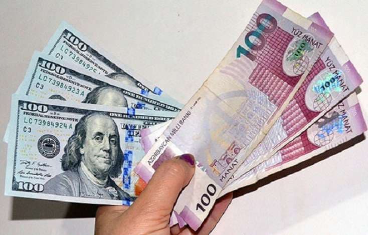 Dolların sabaha olan rəsmi məzənnəsi AÇIQLANIB