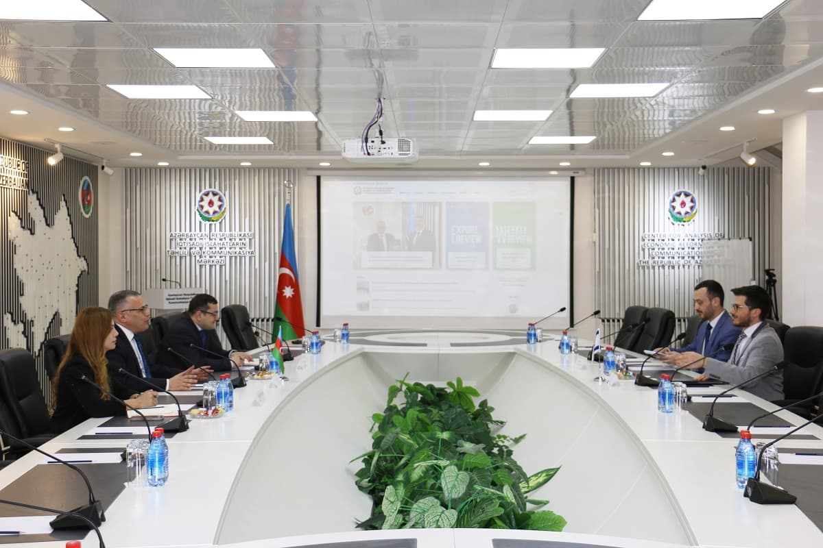 İsrail ilə Azərbaycanın çoxtərəfli və dinamik inkişaf edən əməkdaşlığı müzakirə olunub