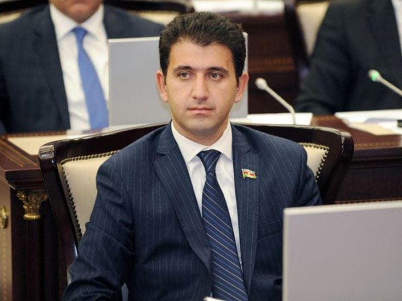 Naqif Həmzəyev: Azərbaycanda smartfonların qiyməti Avropadan, ABŞ-dan çox bahadır