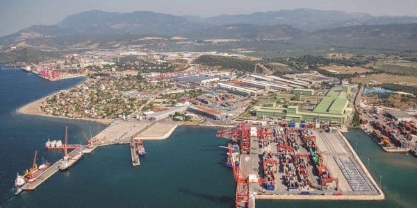 Türkiyənin Gemlik limanının qəbul etdiyi yüklərin həcmi açıqlanıb