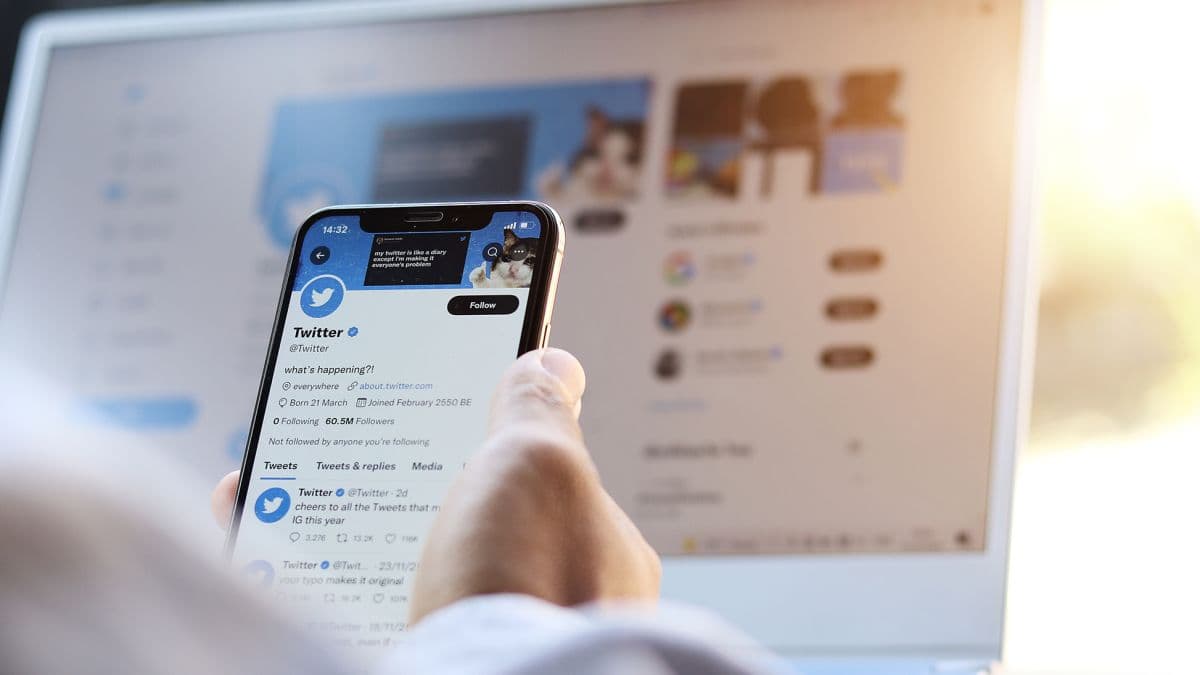 “Twitter”də “tweet”lərin baxış sayğacı işə salındı - FOTO