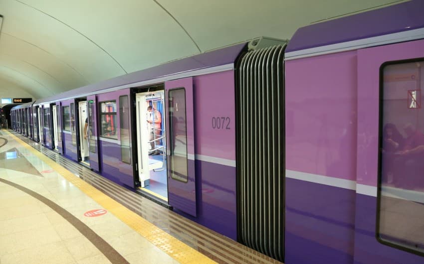Yeni il gecəsi Bakı metrosu 1 saat çox işləyəcək