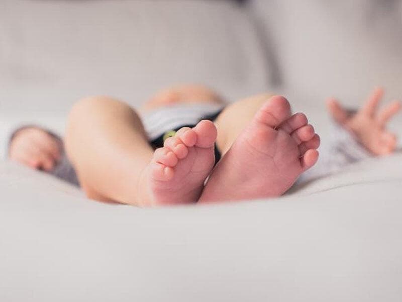 Bu ailələrə bir yaşadək olan hər uşağa görə 100 manat veriləcək