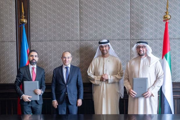 “Gulf Business”: “Masdar” SOCAR şirkəti ilə bərpa olunan enerji layihələrini inkişaf etdirəcək”