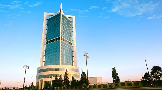 Dövlət Neft Fondundan büdcəyə transfert 3,6 mlrd. manat az olub