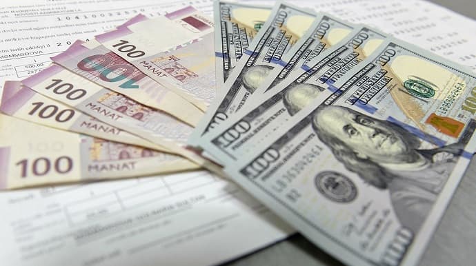 Manat avro qarşısında ucuzlaşdı