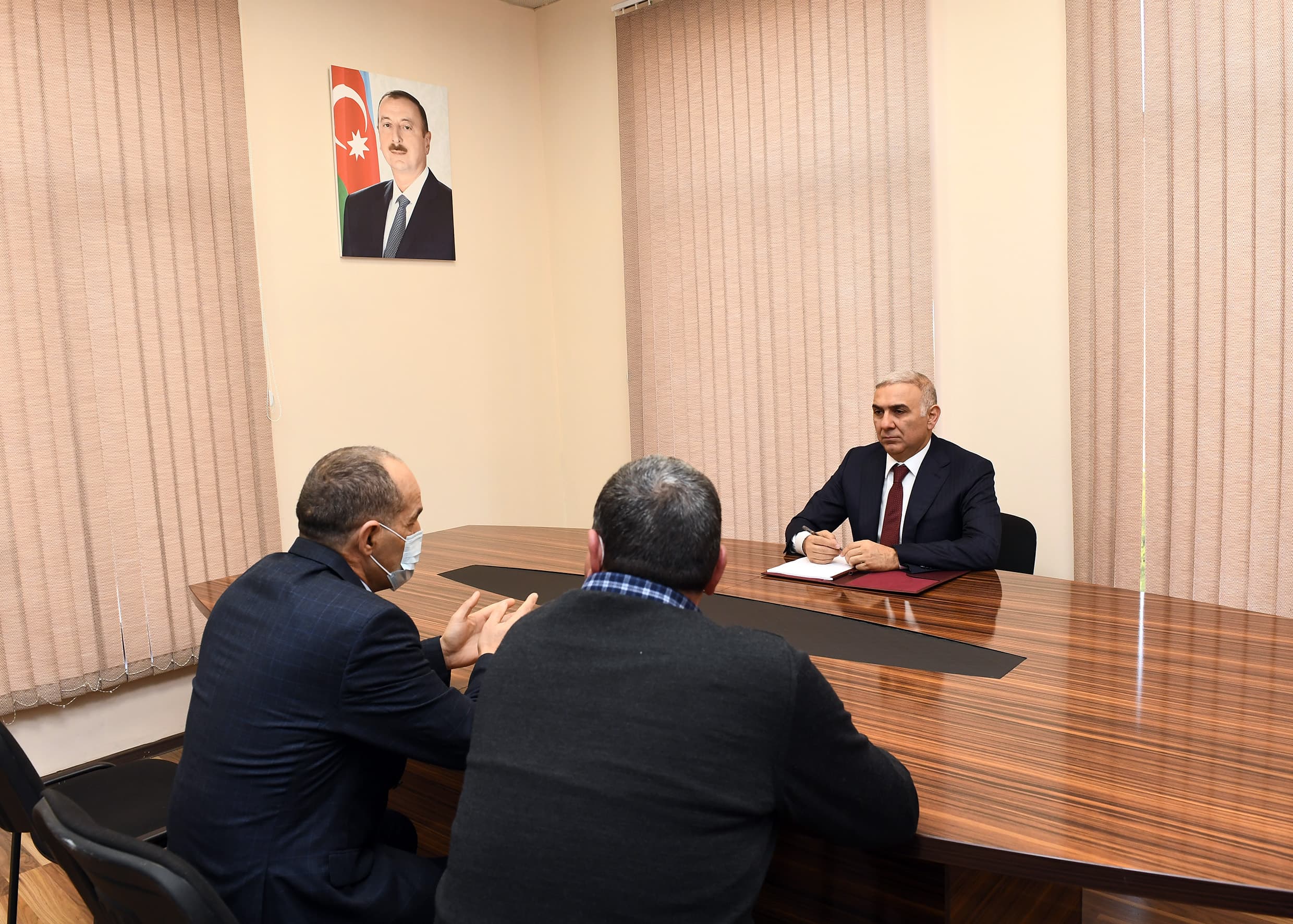 "Azərişıq" ASC-nin sədri İsmayıllı şəhərində vətəndaşları qəbul edib - FOTO