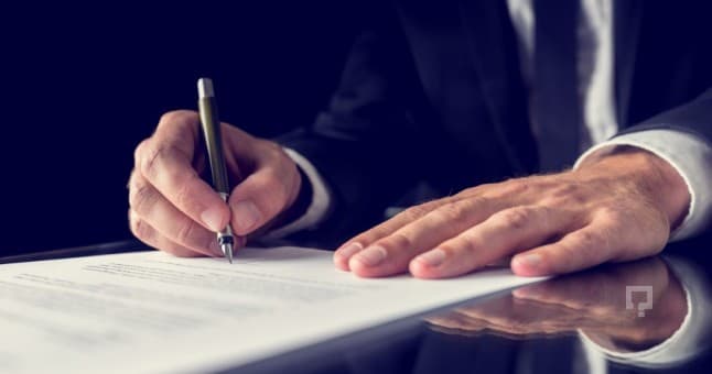 Atası, anası, əri, övladı, bacısı və qardaşı Azərbaycan vətəndaşı olanlara daimi yaşamaq icazəsi veriləcək