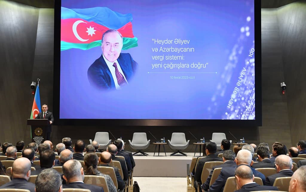 “Heydər Əliyev və Azərbaycanın vergi sistemi: yeni çağırışlara doğru” mövzusunda konfrans keçirilib - FOTO