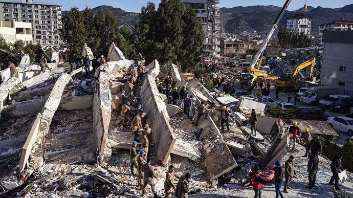 Zəlzələ Türkiyə iqtisadiyyatına 84 milyard dollar ziyan vurub