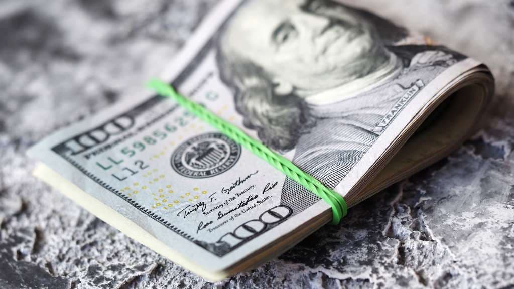 Dolların beynəlxalq hesablaşmalarda payı 40% azalıb