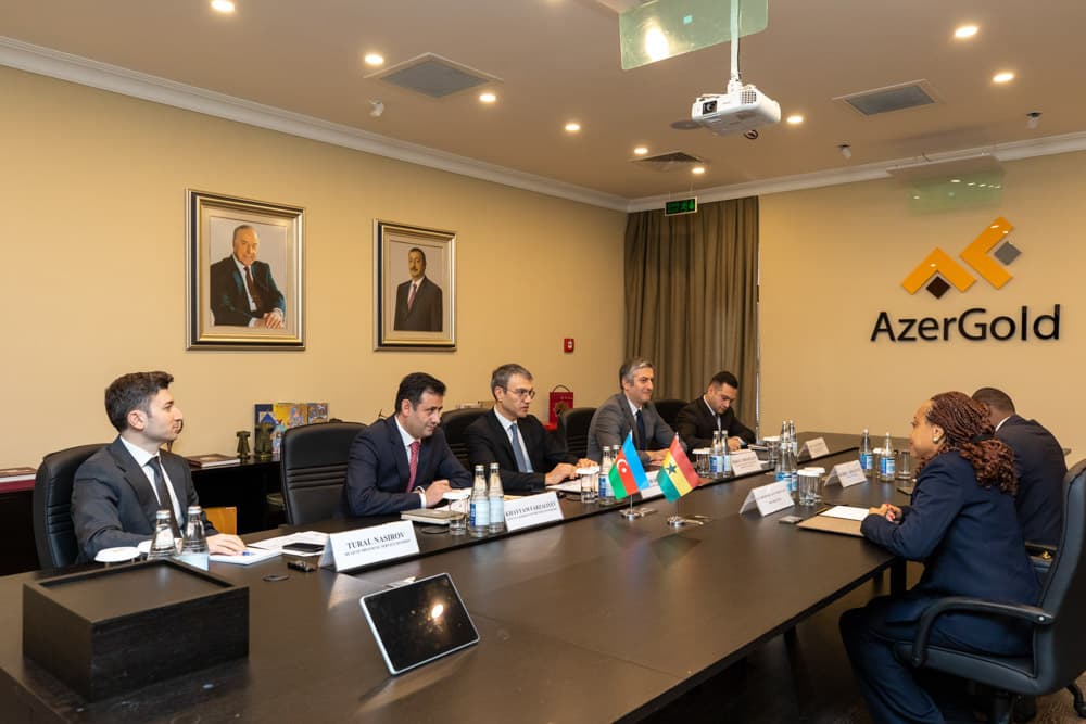 “AzerGold” QSC-nin İdarə Heyətinin sədri Qana Respublikasının ölkəmizdəki yeni səfiri ilə görüşüb - FOTO