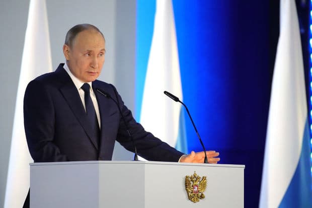 Putin beynəlxalq hesablaşmalarda rublun payının iki dəfə artdığını deyib
