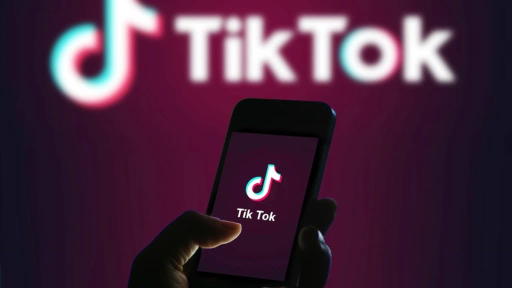 Bu şəxslərə “TikTok”dan istifadə qadağan edildi