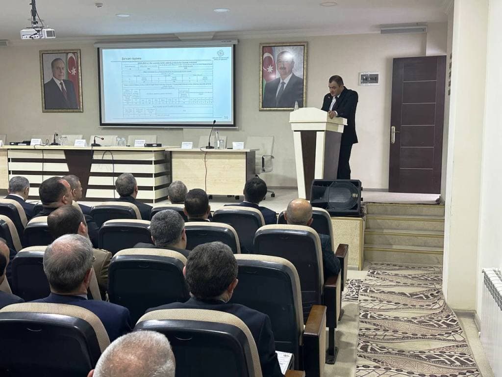 Torpaq və əmlak idarəçiliyi sahəsinə həsr edilmiş növbəti zona müşavirəsi Şirvanda keçirilib - FOTO