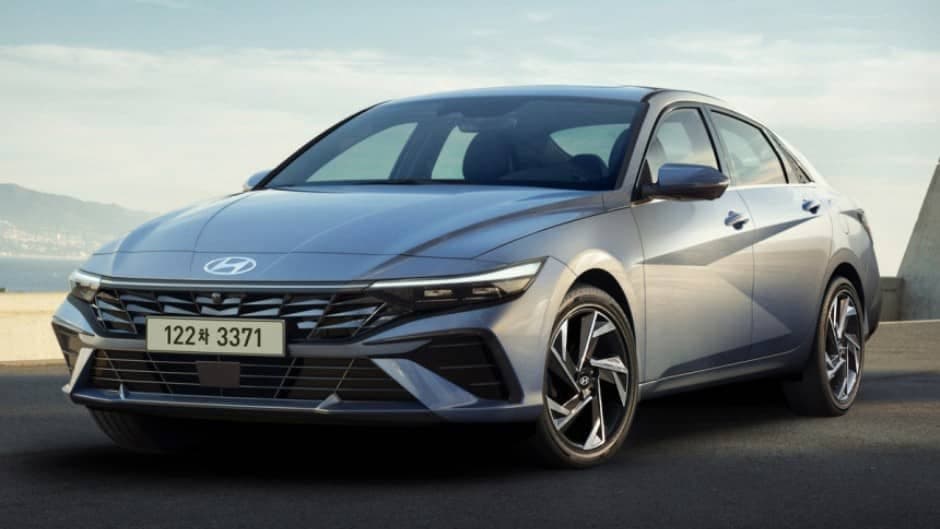 Yenilənmiş Hyundai Elantra modeli təqdim edilib - FOTO
