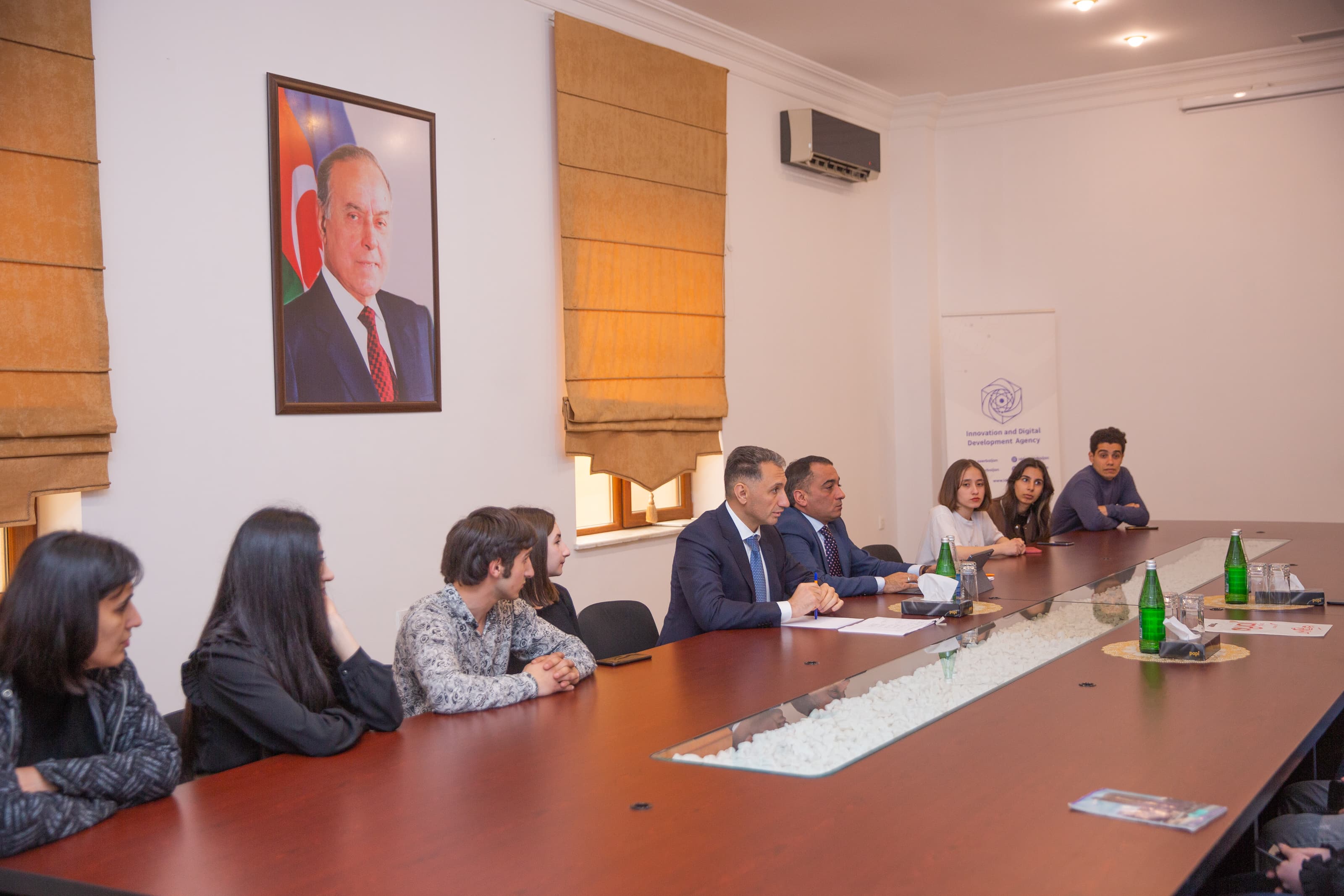 Nazir Rəşad Nəbiyev Göyçayda “Technest” təqaüdçüləri ilə görüş keçirib
