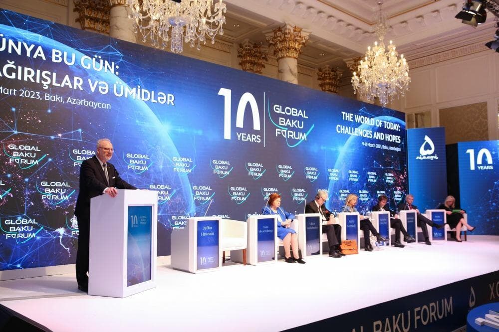 X Qlobal Bakı Forumu işini panel iclaslarla davam etdirib - FOTO
