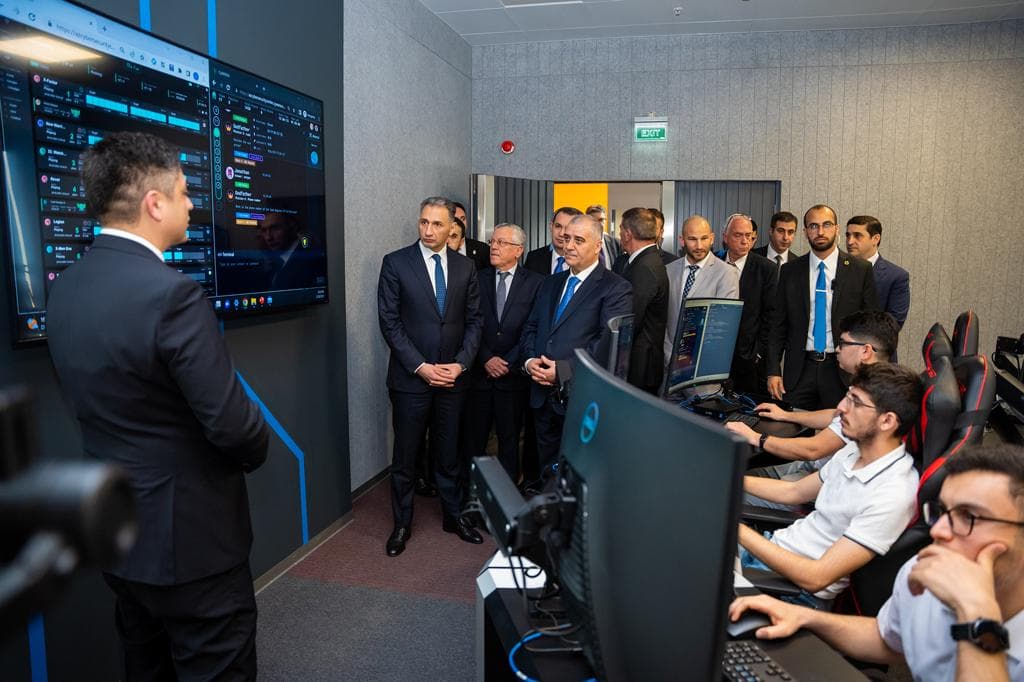 Azərbaycanda yüksək ixtisaslı kadrlar yetişdirən Kibertəhlükəsizlik Mərkəzi yaradılıb - FOTO