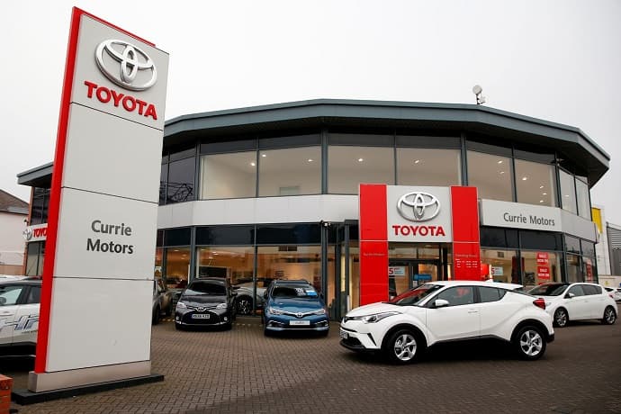 "Toyota" avtomobillərinin satışı rekord səviyyəyə çatıb