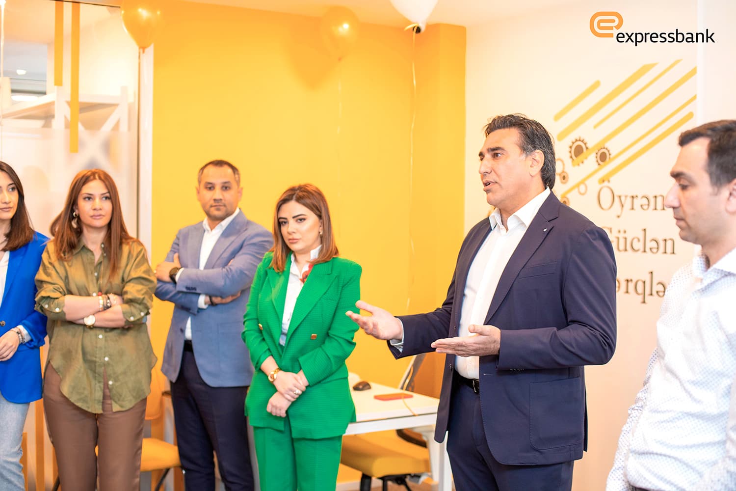 Expressbank İnkişaf Mərkəzi indi yeni ofisdə! - FOTO