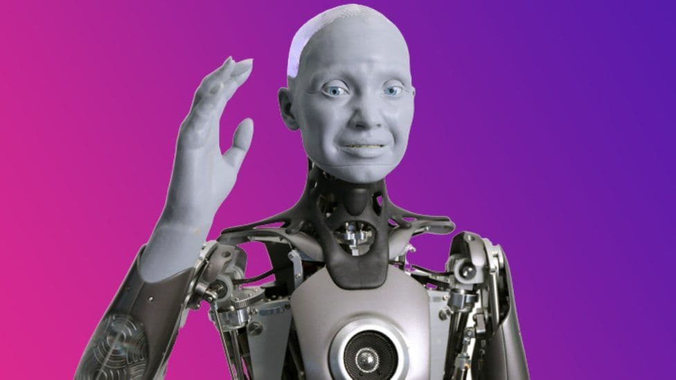 Dünyanın ən qabaqcıl robotu bacarığı ilə heyrətləndirib