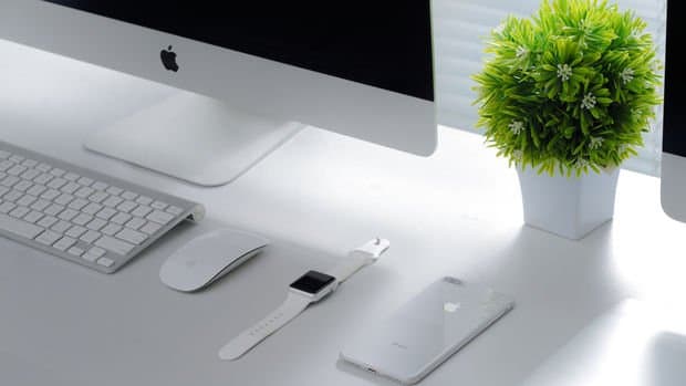Apple Taylandda MacBook istehsal etmək üçün danışıqlar aparır