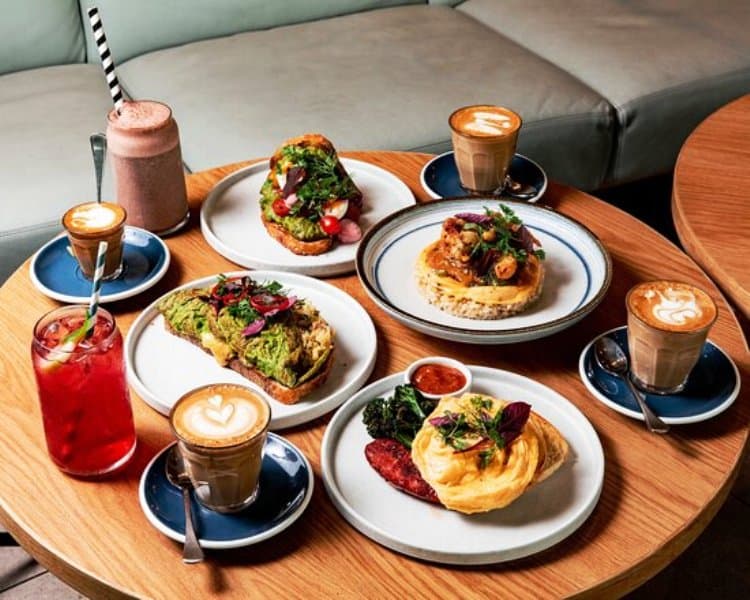 Azərbaycanda kafe və restoranların gəlirləri artıb