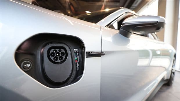 Bu il satılan hər beş avtomobildən biri elektrikli olacaq
