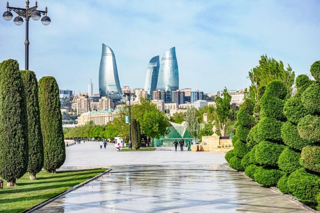 Sabah 28 dərəcəyədək isti olacaq