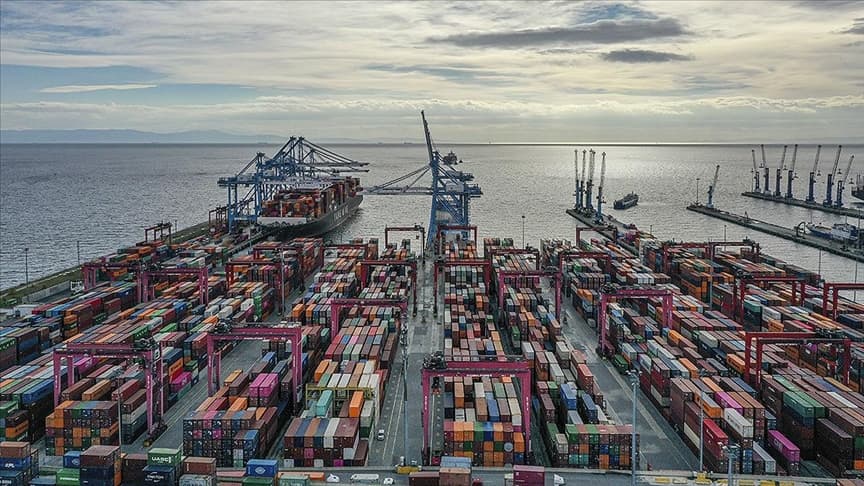 Türkiyənin aprel ayında ixracatı 19,3 milyard dollara çatdı
