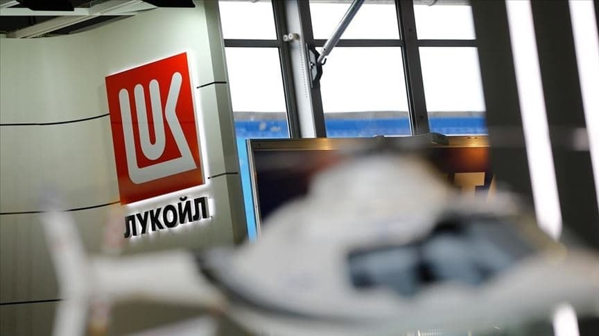 Rusiyanın neft şirkəti "Lukoil"in xalis mənfəəti 22 % azalıb
