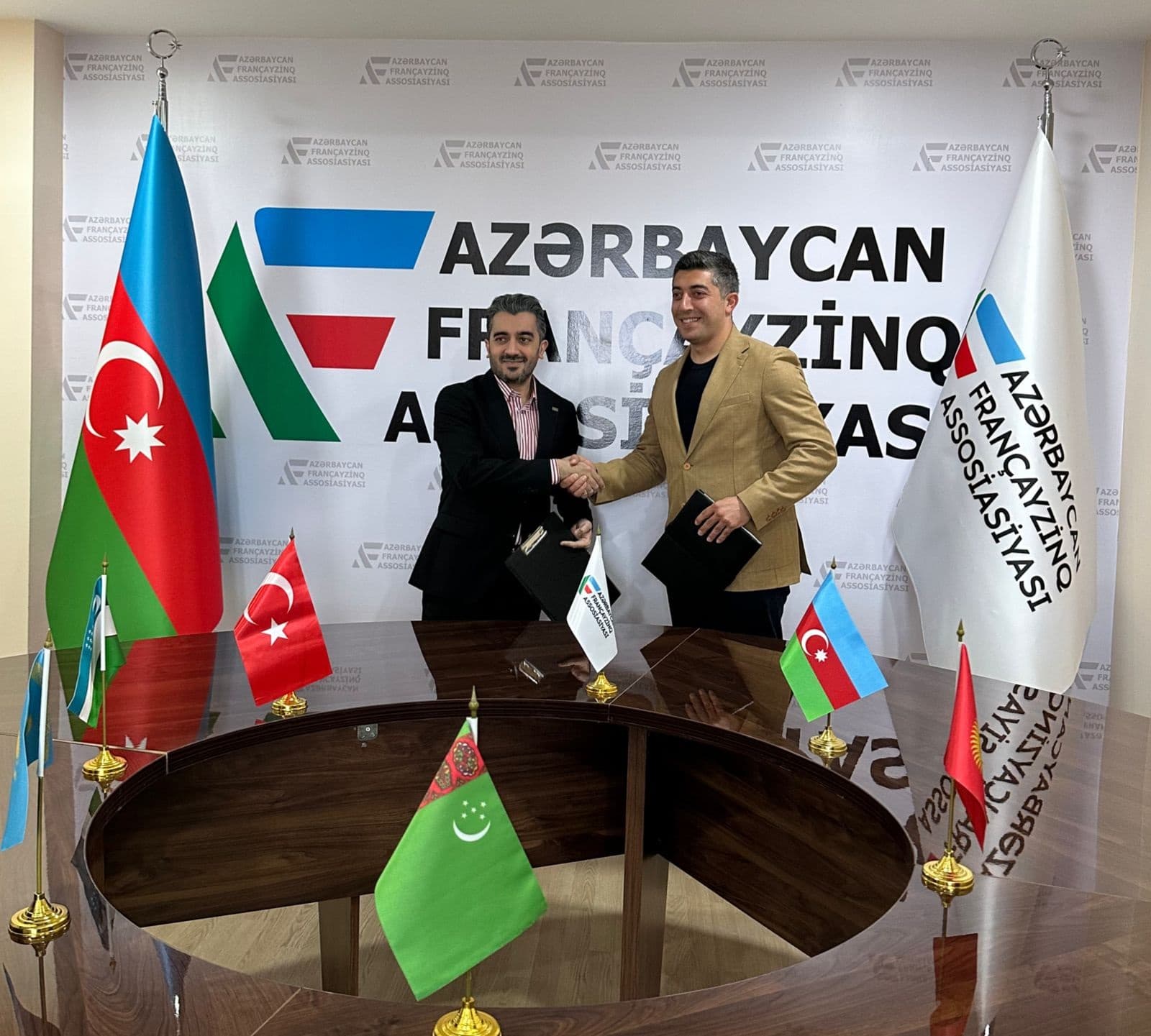 AFA ilə “Cyber Athletics Azerbaijan” MMC klubu arasında anlaşma Memorandumu imzalanıb - FOTO