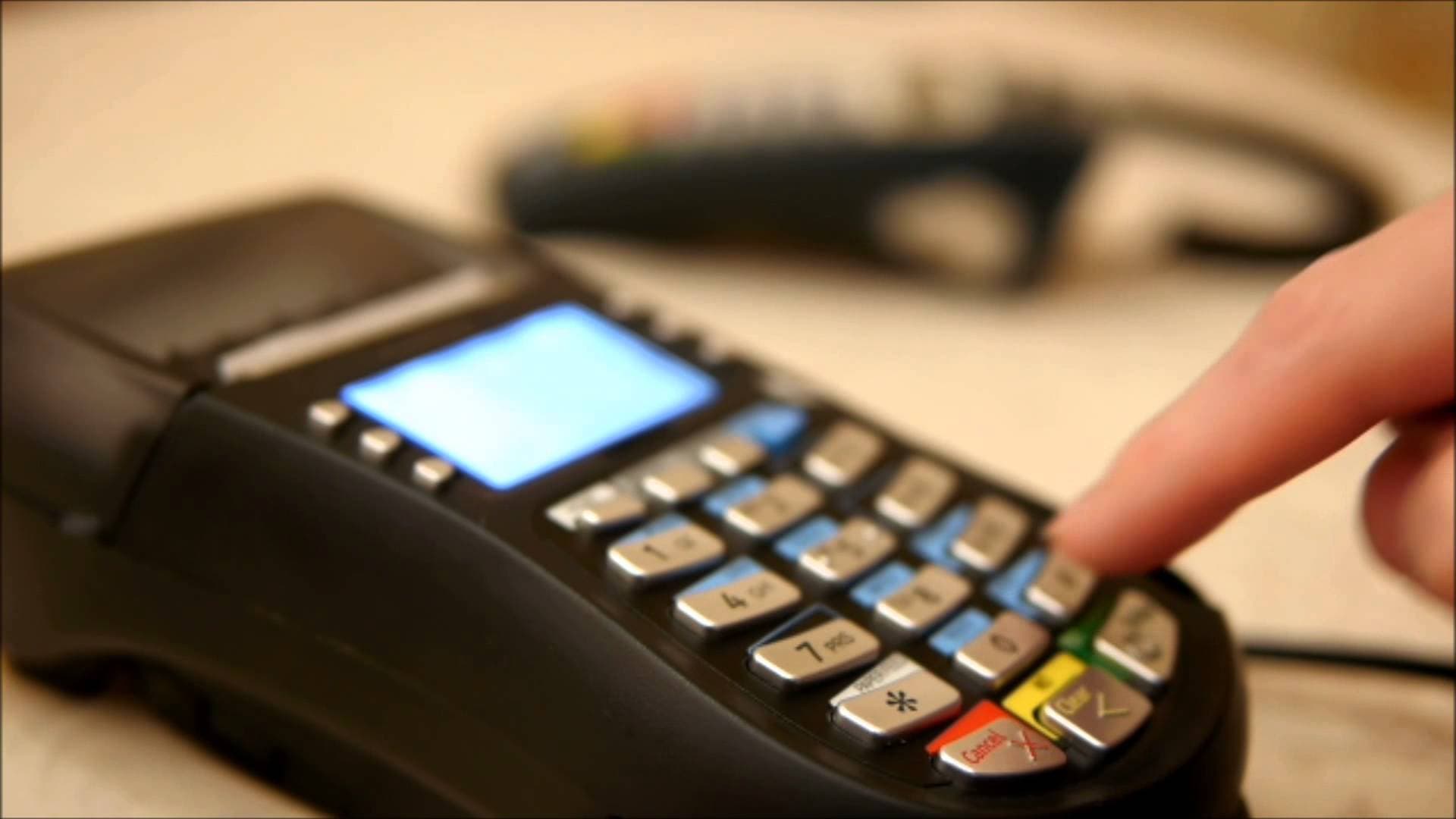Azərbaycanda POS-terminalların sayı 21% artıb