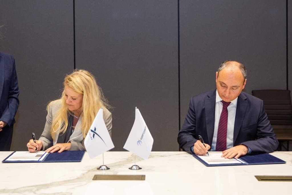 Azərkosmos və “SpaceX” şirkəti arasında əməkdaşlıq müqaviləsi imzalandı - FOTO