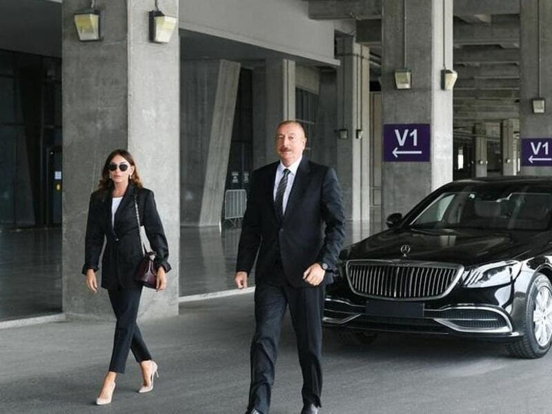 İlham Əliyev və Mehriban Əliyeva Şuşa Otel-Konqres Mərkəzi Kompleksinin açılışında iştirak ediblər