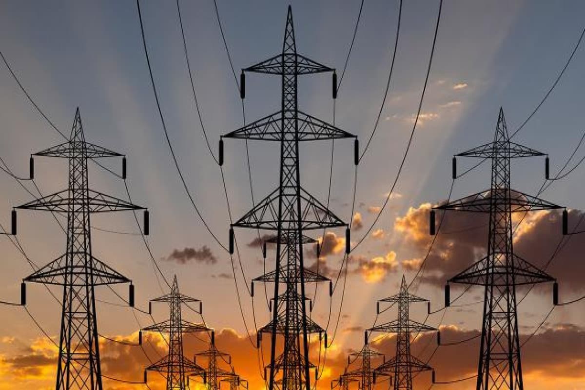 Azərbaycanda elektrik enerjisi istehsalı 6,5 % artıb