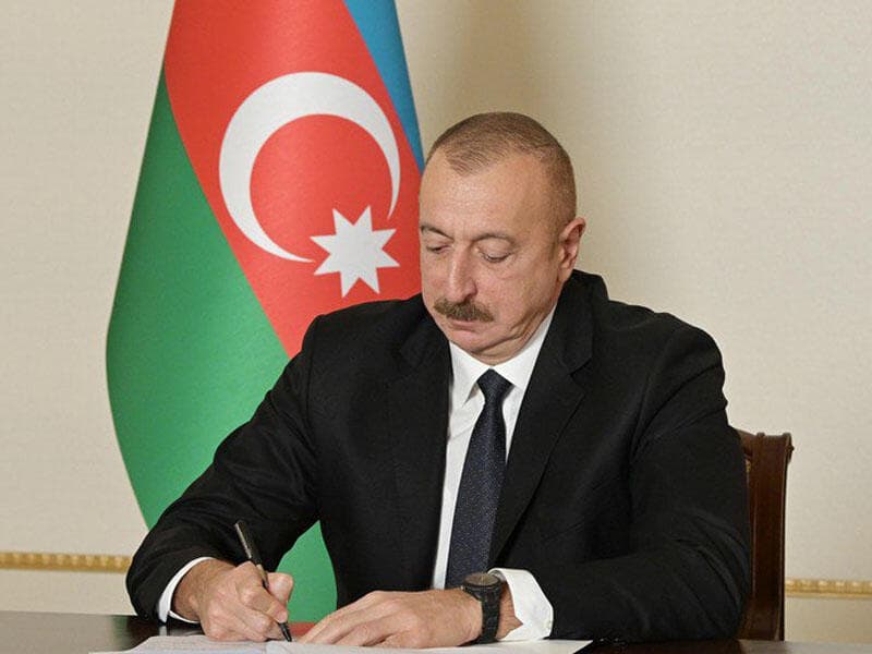 Əcnəbilər ilə bağlı bu şərtlər dəyişdirildi - FƏRMAN