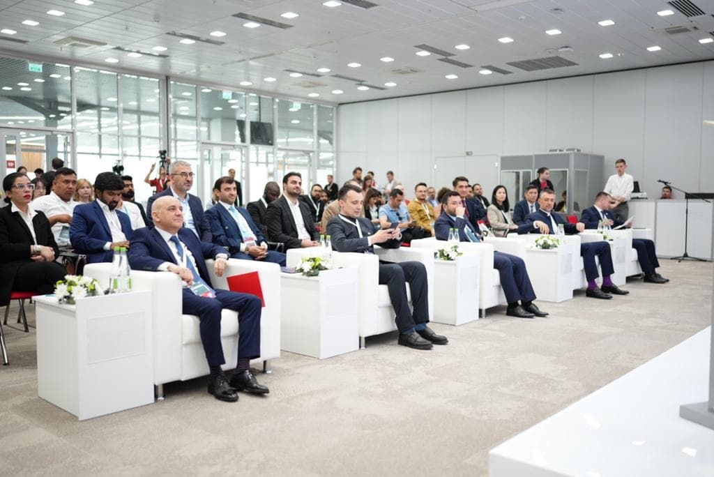 9-cu Kazan Beynəlxalq İslam Əməkdaşlıq Təşkilatı Sahibkarlıq Forumu keçirilib - FOTO