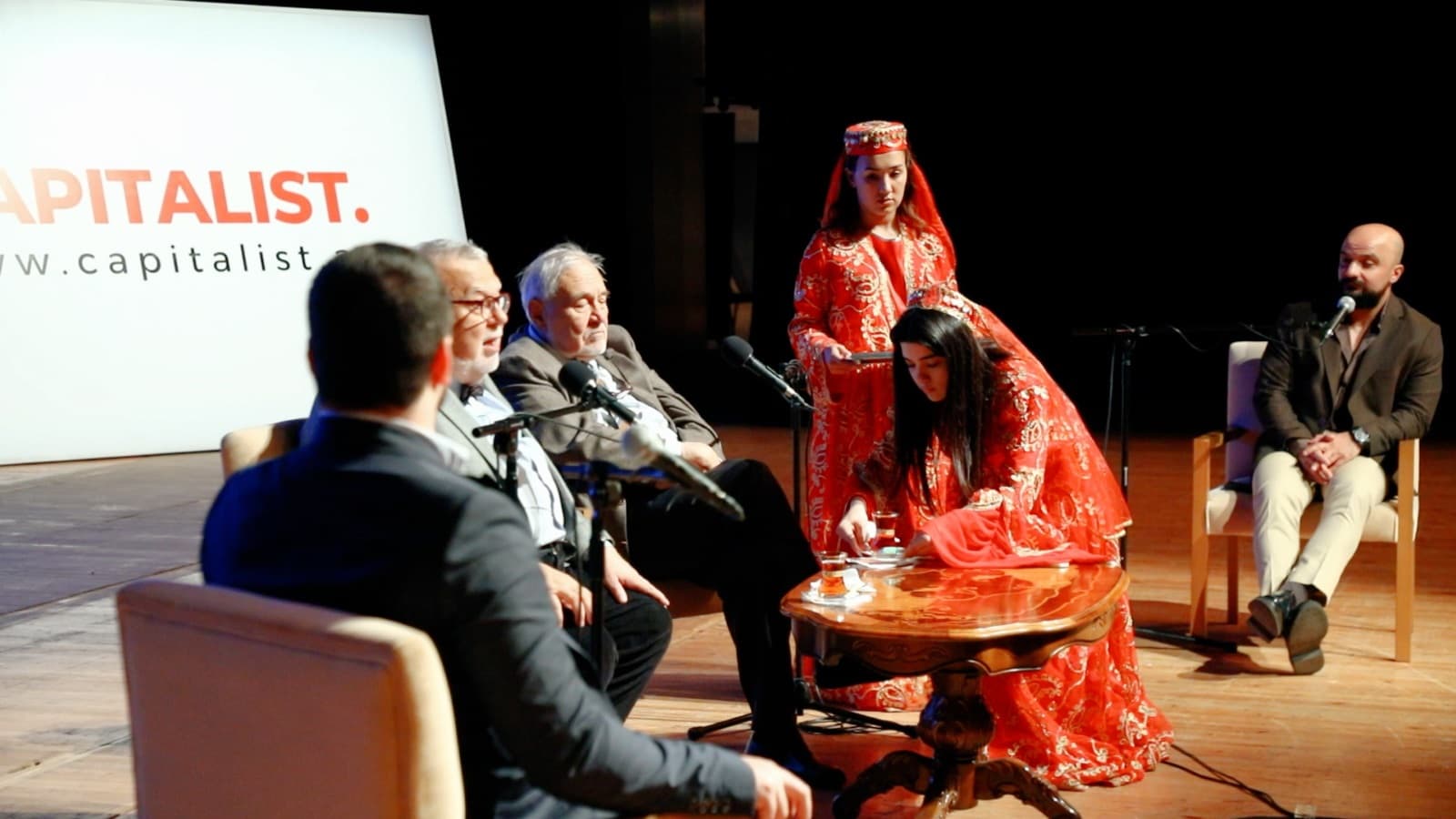 “Azerçay” dünya şöhrətli alimlərlə görüşə sponsorluq edib - FOTO