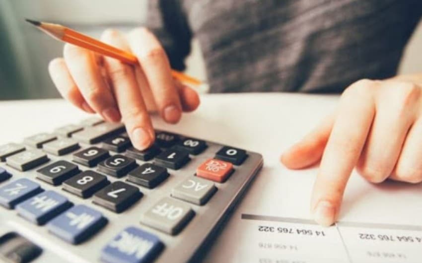 Ötən il cari və əsaslı xərclər müvafiq olaraq 6,9% və 45,1% artıb