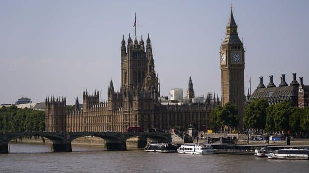 Böyük Britaniyada illik inflyasiya azalıb