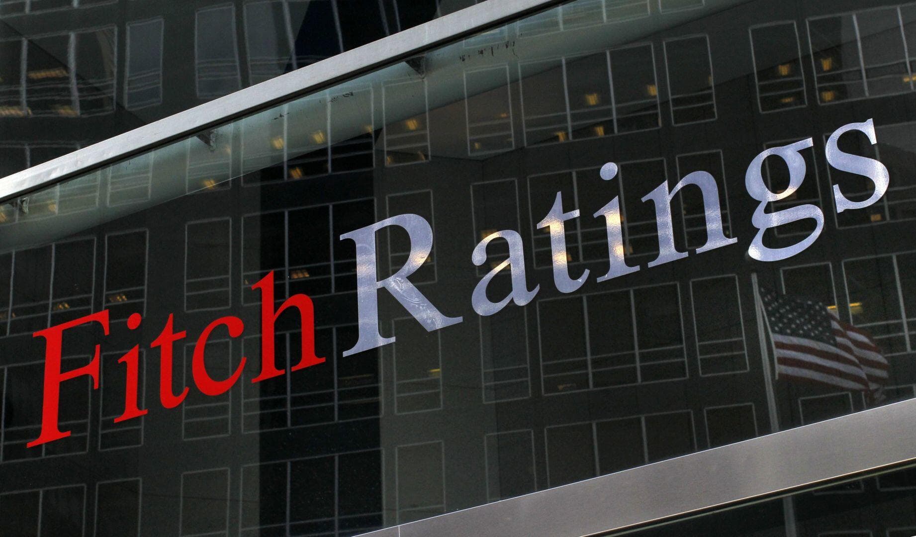 “Fitch” ABŞ-ın uzunmüddətli kredit reytinqini “mənfi” qiymətləndirib