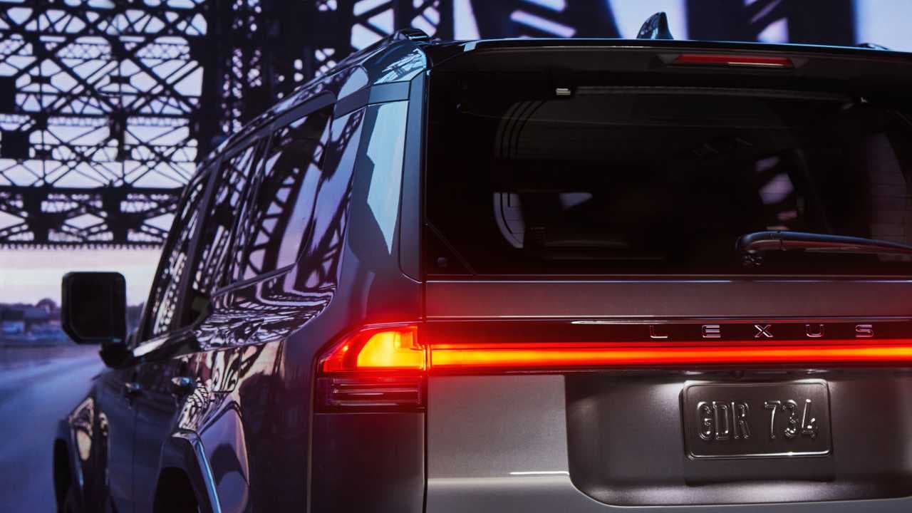 Yeni nəsil Lexus GX ofrouderinin növbəti tizeri dərc edilib