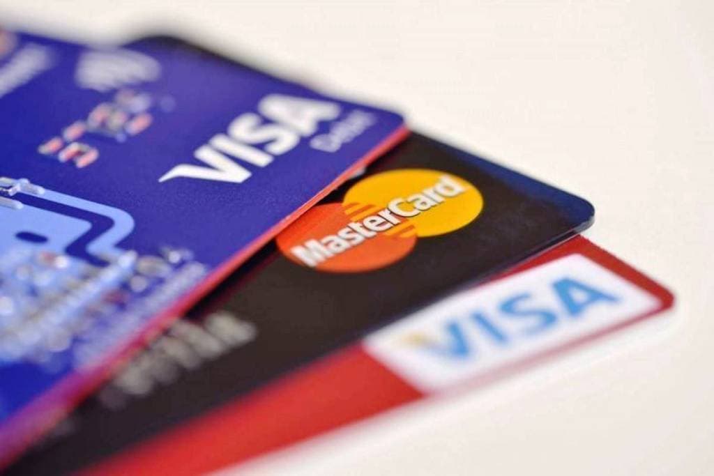 Azərbaycanda xaricilərin bank kartları ilə xərcləmələri azalıb