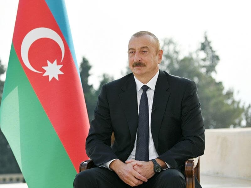 Prezident Kişineuda enerji təhlükəsizliyinə həsr olunmuş dəyirmi masada iştirak edib